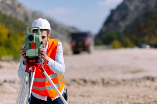 land surveyor